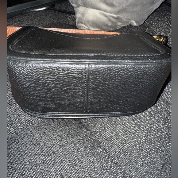 Coach Black Leather Crossbody Bag - Picture 3 of 11